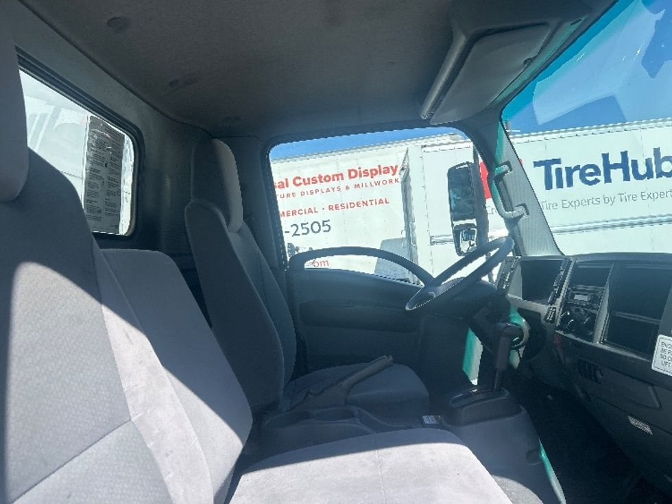 Light Duty Box Truck-Light and Medium Duty Trucks-Isuzu-2020-NPR EFI-West Sacramento-CA-86,866\n\t\tmiles-$ 42,750 - Image 22