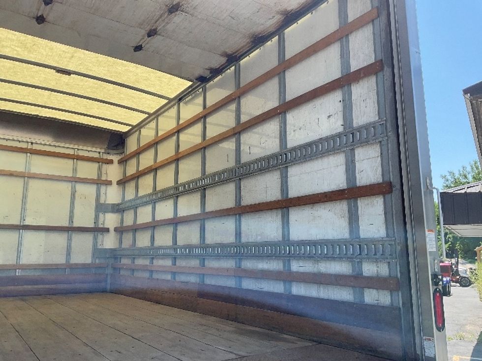 Light Duty Box Truck-Light and Medium Duty Trucks-Isuzu-2020-NPR EFI-Whitesboro-NY-118,828\n\t\tmiles-$ 36,750 - Image 12