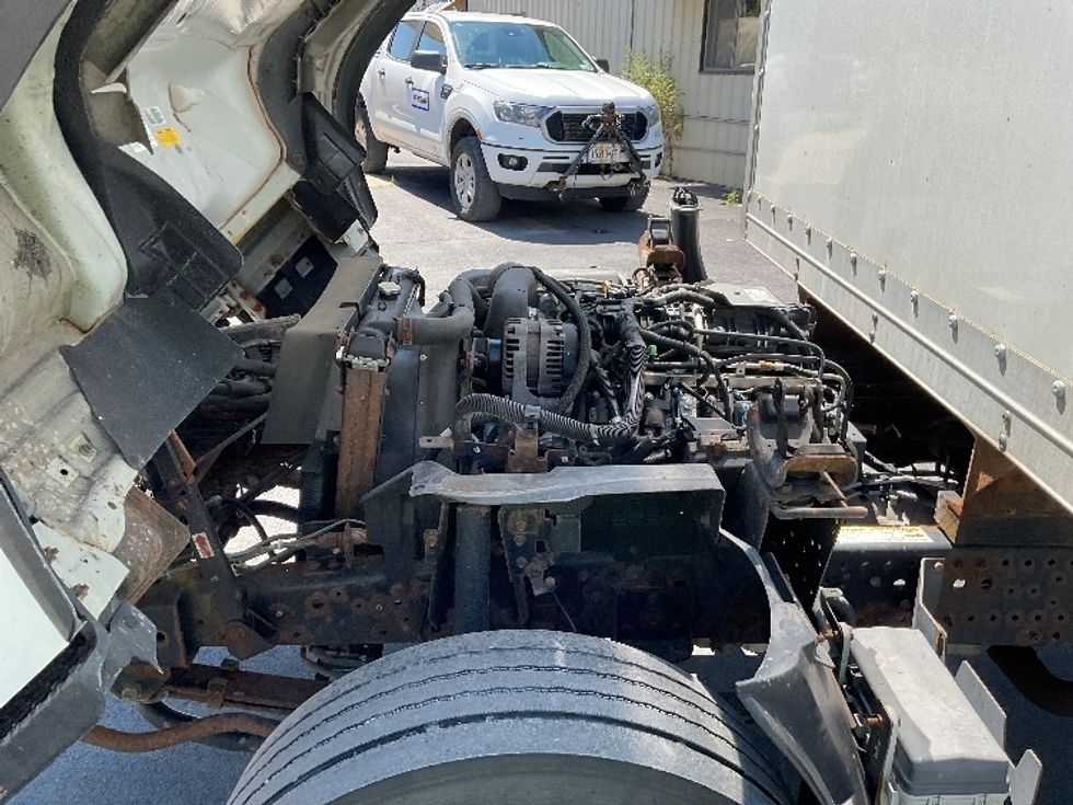Light Duty Box Truck-Light and Medium Duty Trucks-Isuzu-2020-NPR EFI-Whitesboro-NY-118,828\n\t\tmiles-$ 36,750 - Image 24