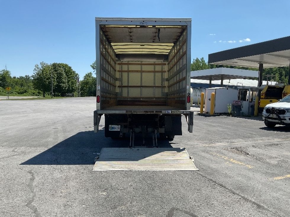 Light Duty Box Truck-Light and Medium Duty Trucks-Isuzu-2020-NPR EFI-Whitesboro-NY-118,828\n\t\tmiles-$ 36,750 - Image 9