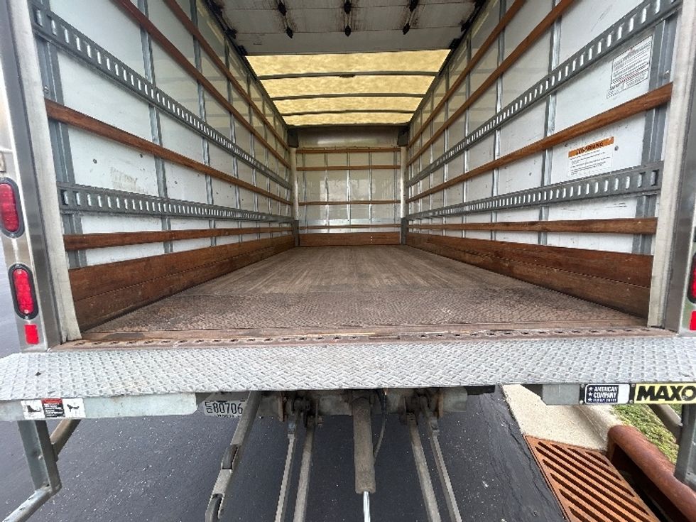 Light Duty Box Truck-Light and Medium Duty Trucks-Isuzu-2020-NPR EFI-Windsor-WI-114,499\n\t\tmiles-$ 39,500 - Image 10