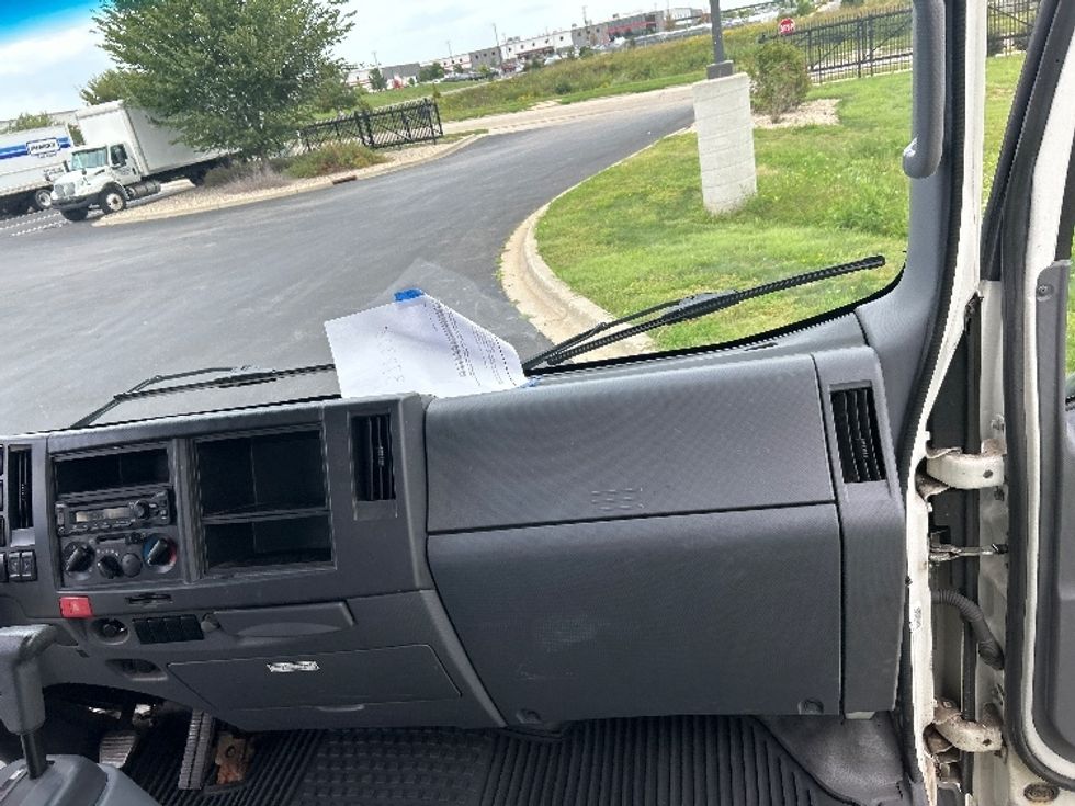 Light Duty Box Truck-Light and Medium Duty Trucks-Isuzu-2020-NPR EFI-Windsor-WI-114,499\n\t\tmiles-$ 39,500 - Image 21