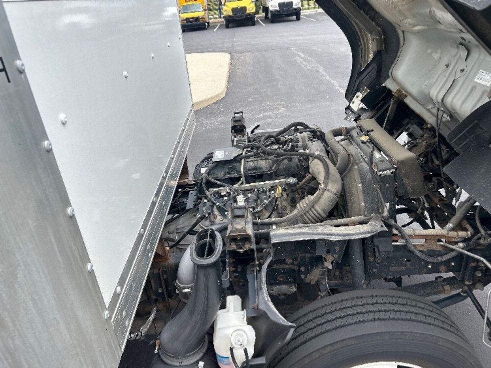 Light Duty Box Truck-Light and Medium Duty Trucks-Isuzu-2020-NPR EFI-Windsor-WI-114,499\n\t\tmiles-$ 39,500 - Image 23