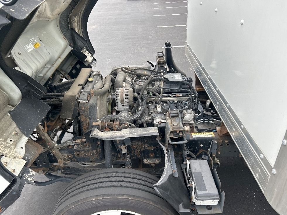 Light Duty Box Truck-Light and Medium Duty Trucks-Isuzu-2020-NPR EFI-Windsor-WI-114,499\n\t\tmiles-$ 39,500 - Image 24