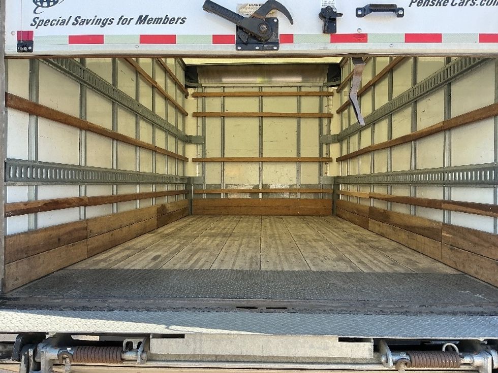 Light Duty Box Truck-Light and Medium Duty Trucks-Isuzu-2020-NPR-El Paso-TX-71,609\n\t\tmiles-$ 46,500 - Image 8