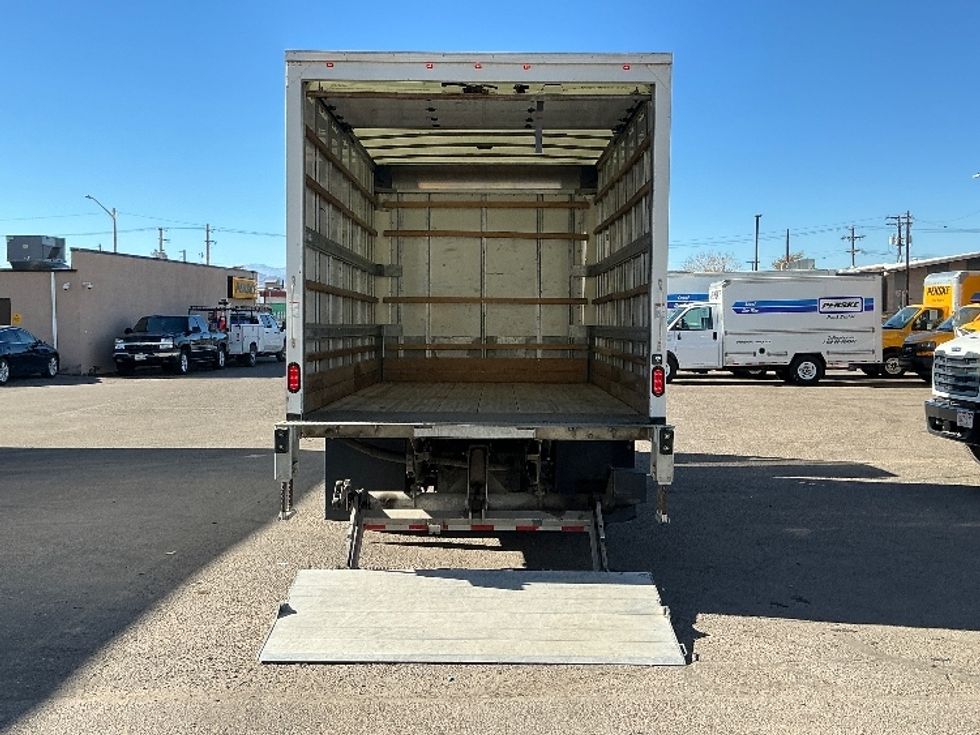 Light Duty Box Truck-Light and Medium Duty Trucks-Isuzu-2020-NPR-El Paso-TX-71,609\n\t\tmiles-$ 46,500 - Image 9