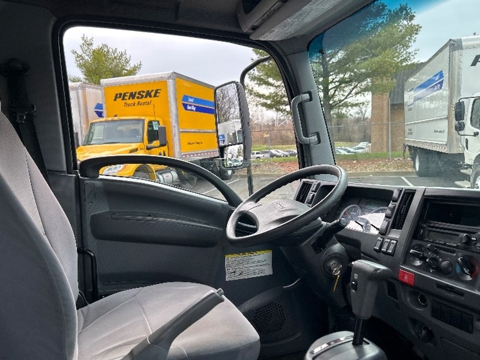 Light Duty Box Truck-Light and Medium Duty Trucks-Isuzu-2020-NPR-Essex-MD-267,055\n\t\tmiles-$ 21,250 - Image 22