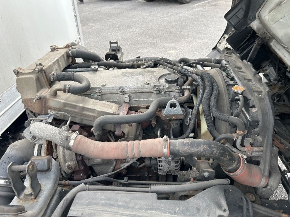 Light Duty Box Truck-Light and Medium Duty Trucks-Isuzu-2020-NPR-Essex-MD-267,055\n\t\tmiles-$ 21,250 - Image 24