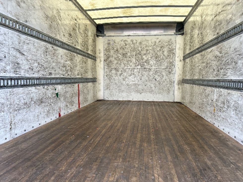 Light Duty Box Truck-Light and Medium Duty Trucks-Isuzu-2020-NPR-Essex-MD-267,055\n\t\tmiles-$ 21,250 - Image 8