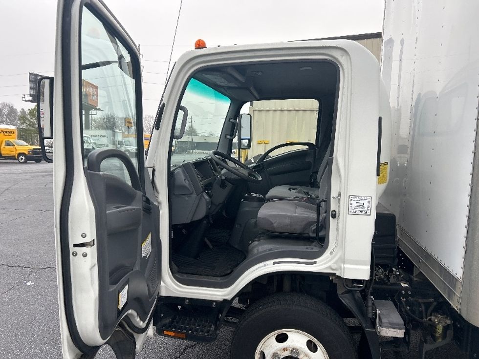 Light Duty Box Truck-Light and Medium Duty Trucks-Isuzu-2020-NPR-Forest Park-GA-89,880\n\t\tmiles-$ 43,000 - Image 16