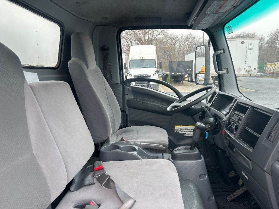 Light Duty Box Truck-Light and Medium Duty Trucks-Isuzu-2020-NPR-Forest Park-GA-89,880\n\t\tmiles-$ 43,000 - Image 22