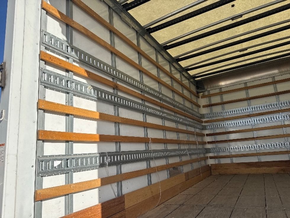 Light Duty Box Truck-Light and Medium Duty Trucks-Isuzu-2020-NPR-Greeley-CO-19,243\n\t\tmiles-$ 50,500 - Image 11