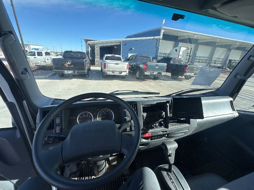 Light Duty Box Truck-Light and Medium Duty Trucks-Isuzu-2020-NPR-Greeley-CO-19,243\n\t\tmiles-$ 50,500 - Image 18