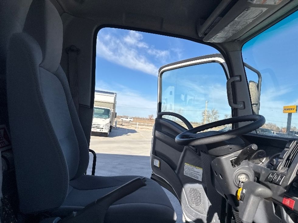 Light Duty Box Truck-Light and Medium Duty Trucks-Isuzu-2020-NPR-Greeley-CO-19,243\n\t\tmiles-$ 50,500 - Image 22