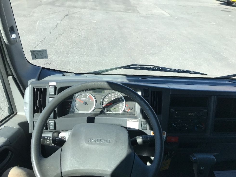 Light Duty Box Truck-Light and Medium Duty Trucks-Isuzu-2020-NPR-Harrisonburg-VA-55,079\n\t\tmiles-$ 50,250 - Image 18