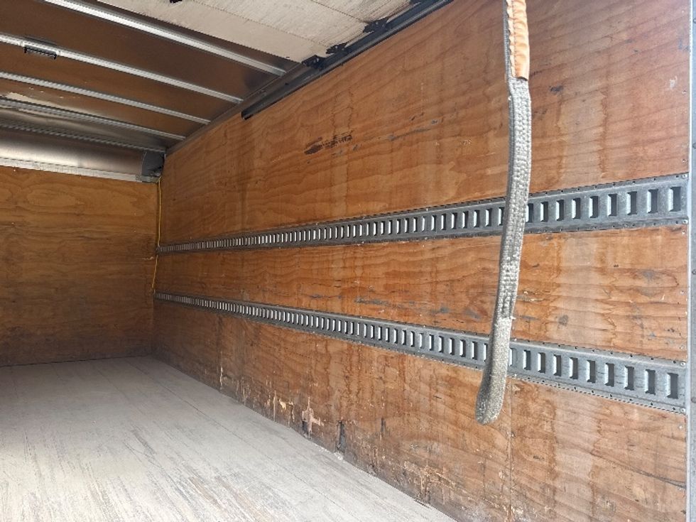 Light Duty Box Truck-Light and Medium Duty Trucks-Isuzu-2020-NPR-Huntington-WV-87,126\n\t\tmiles-$ 41,000 - Image 12