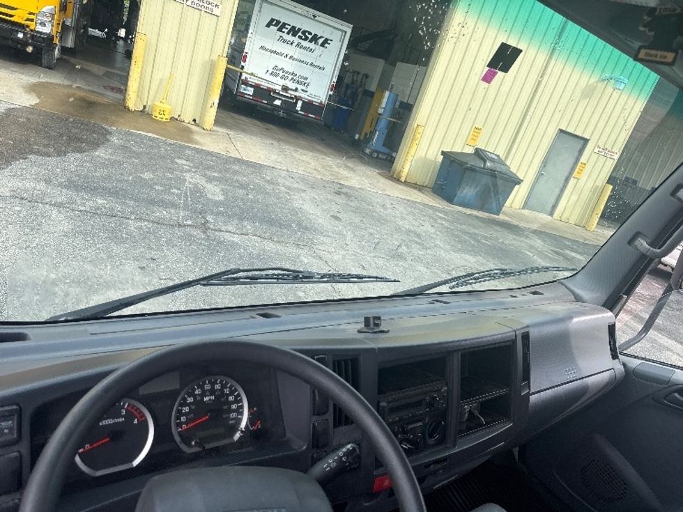 Light Duty Box Truck-Light and Medium Duty Trucks-Isuzu-2020-NPR-Huntington-WV-87,126\n\t\tmiles-$ 41,000 - Image 18