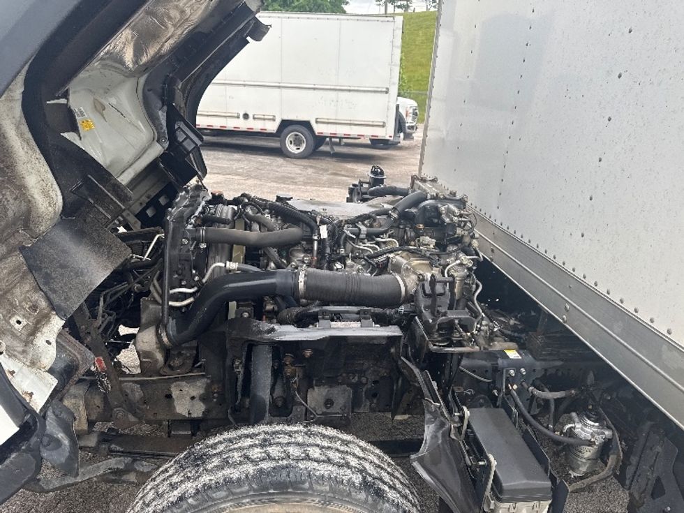 Light Duty Box Truck-Light and Medium Duty Trucks-Isuzu-2020-NPR-Huntington-WV-87,126\n\t\tmiles-$ 41,000 - Image 24
