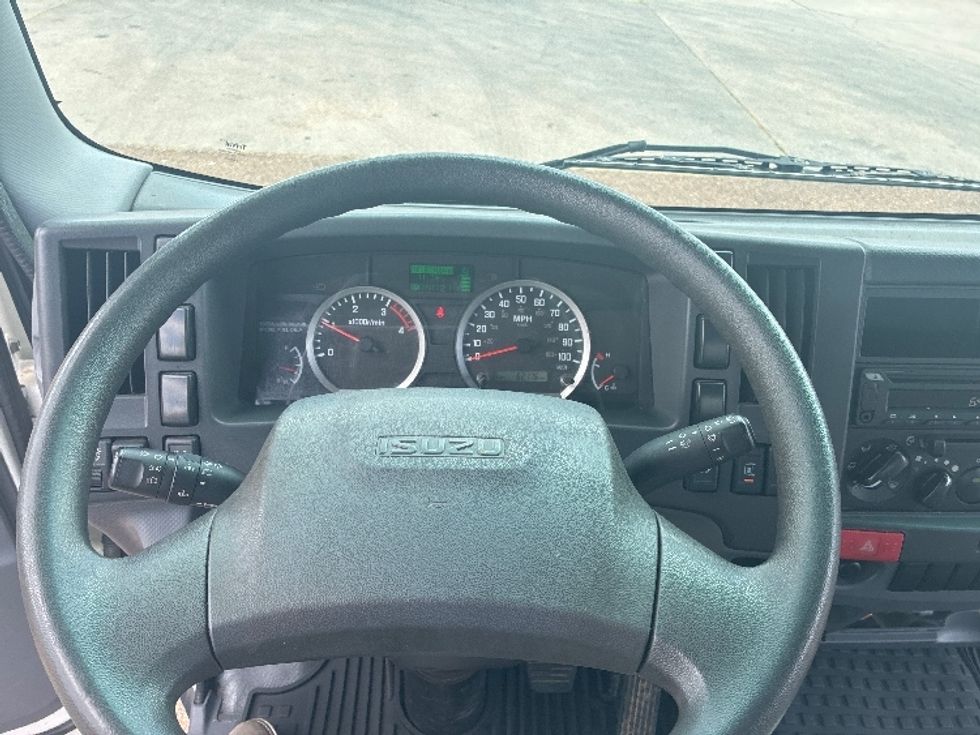 Light Duty Box Truck-Light and Medium Duty Trucks-Isuzu-2020-NPR-Jackson-MS-68,530\n\t\tmiles-$ 46,750 - Image 17