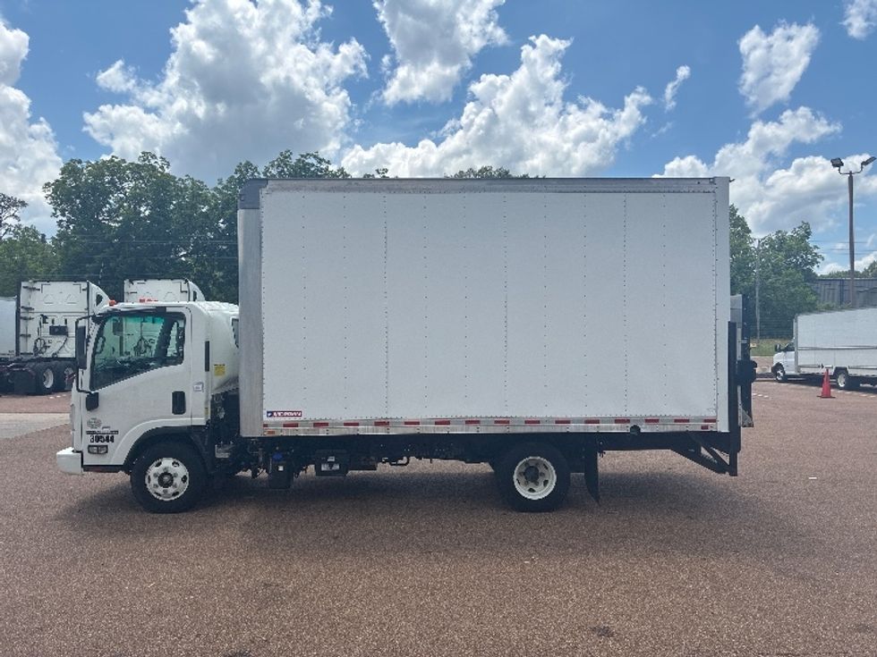 Light Duty Box Truck-Light and Medium Duty Trucks-Isuzu-2020-NPR-Jackson-MS-68,530\n\t\tmiles-$ 46,750 - Image 4