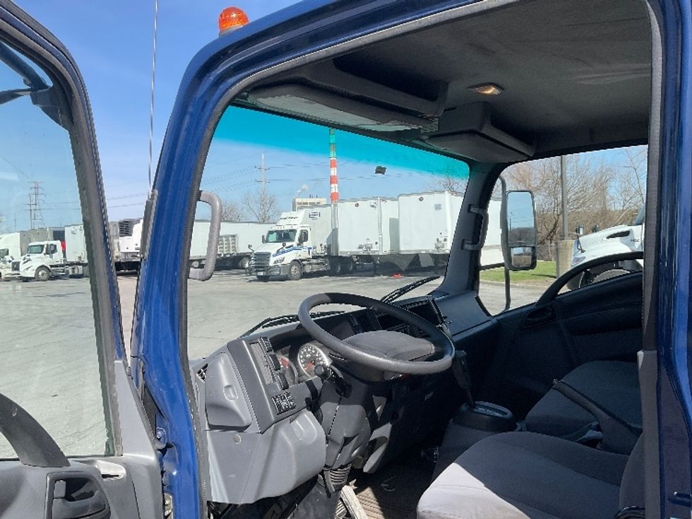 Light Duty Box Truck-Light and Medium Duty Trucks-Isuzu-2020-NPR-Kansas City-MO-114,478\n\t\tmiles-$ 40,250 - Image 16