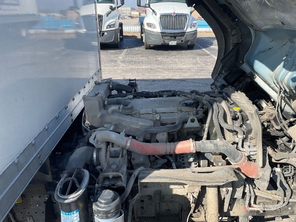 Light Duty Box Truck-Light and Medium Duty Trucks-Isuzu-2020-NPR-Kansas City-MO-114,478\n\t\tmiles-$ 40,250 - Image 23