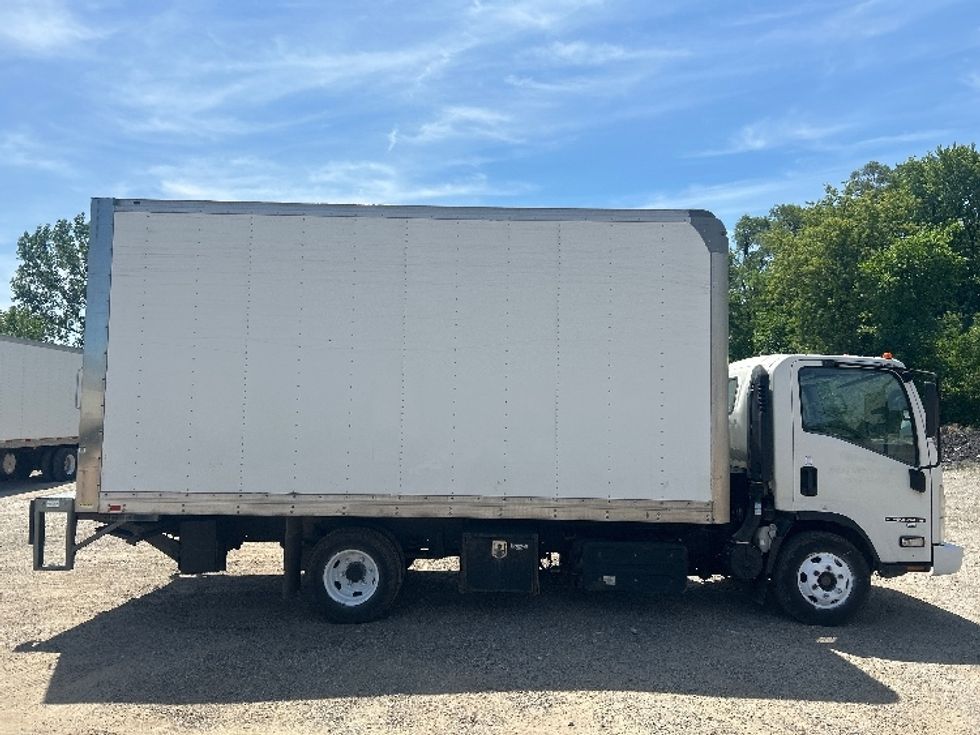 Light Duty Box Truck-Light and Medium Duty Trucks-Isuzu-2020-NPR-La Porte-IN-154,888\n\t\tmiles-$ 33,500 - Image 15