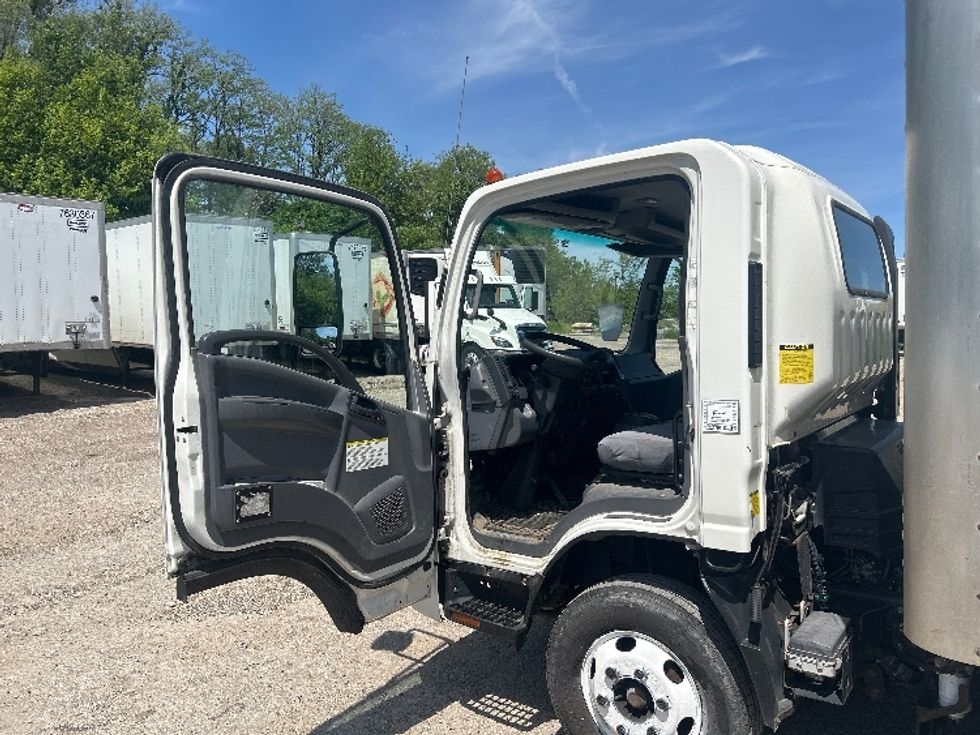 Light Duty Box Truck-Light and Medium Duty Trucks-Isuzu-2020-NPR-La Porte-IN-154,888\n\t\tmiles-$ 33,500 - Image 16