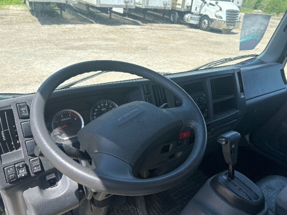 Light Duty Box Truck-Light and Medium Duty Trucks-Isuzu-2020-NPR-La Porte-IN-154,888\n\t\tmiles-$ 33,500 - Image 17