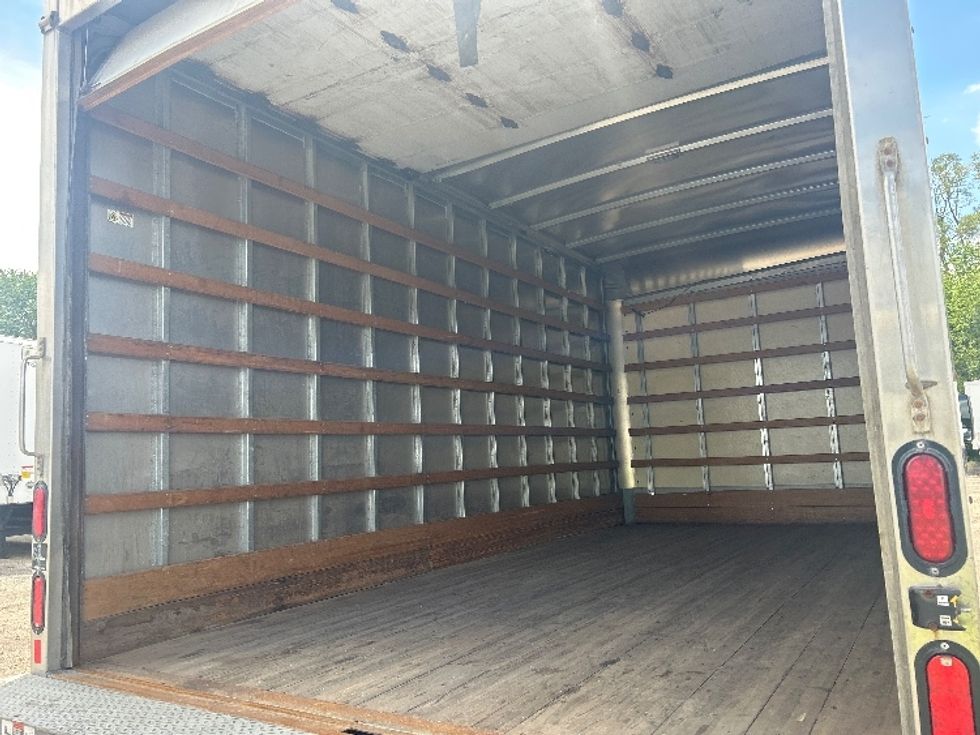 Light Duty Box Truck-Light and Medium Duty Trucks-Isuzu-2020-NPR-La Porte-IN-182,035\n\t\tmiles-$ 27,250 - Image 11
