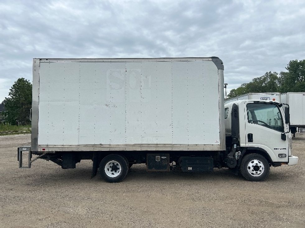 Light Duty Box Truck-Light and Medium Duty Trucks-Isuzu-2020-NPR-La Porte-IN-182,035\n\t\tmiles-$ 27,250 - Image 16