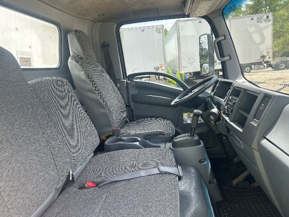 Light Duty Box Truck-Light and Medium Duty Trucks-Isuzu-2020-NPR-La Porte-IN-182,035\n\t\tmiles-$ 27,250 - Image 22