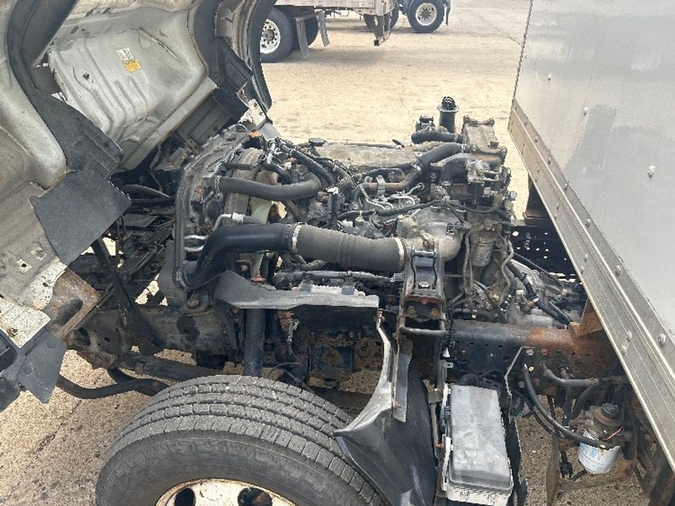 Light Duty Box Truck-Light and Medium Duty Trucks-Isuzu-2020-NPR-La Porte-IN-182,035\n\t\tmiles-$ 27,250 - Image 24