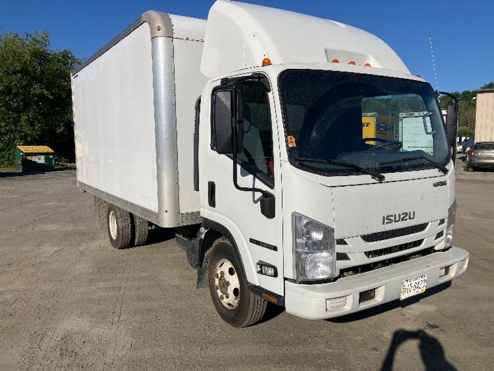 Light Duty Box Truck-Light and Medium Duty Trucks-Isuzu-2020-NPR-Londonderry-NH-137,890\n\t\tmiles-$ 27,000 - Image 1