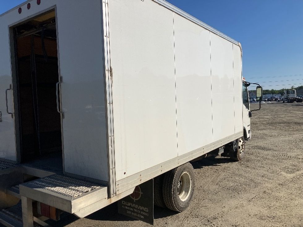 Light Duty Box Truck-Light and Medium Duty Trucks-Isuzu-2020-NPR-Londonderry-NH-137,890\n\t\tmiles-$ 27,000 - Image 11