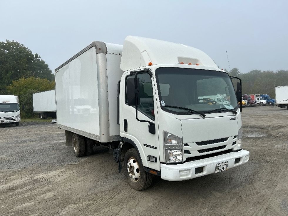 Light Duty Box Truck-Light and Medium Duty Trucks-Isuzu-2020-NPR-Londonderry-NH-175,291\n\t\tmiles-$ 23,750 - Image 1