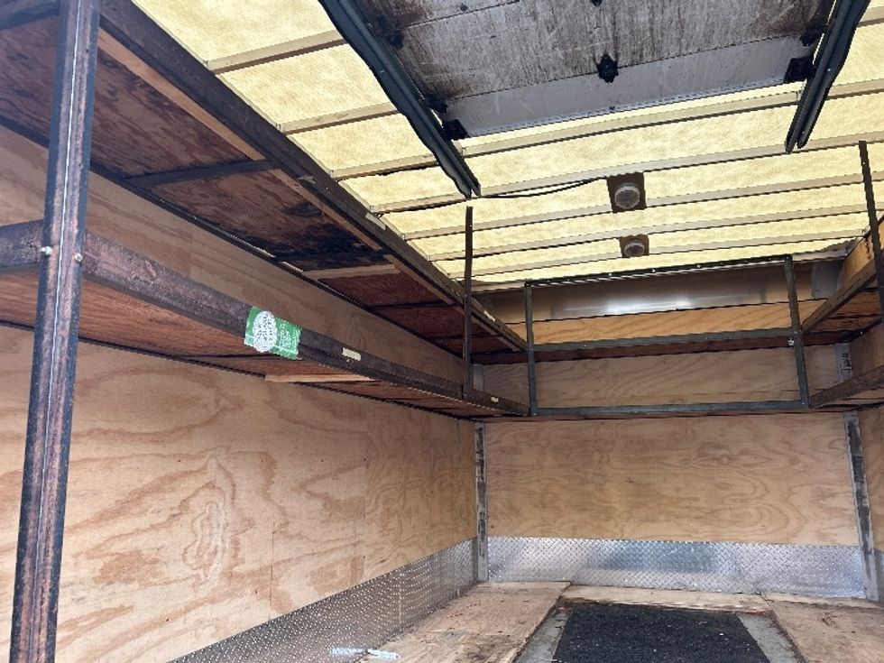 Light Duty Box Truck-Light and Medium Duty Trucks-Isuzu-2020-NPR-Londonderry-NH-175,291\n\t\tmiles-$ 23,750 - Image 12