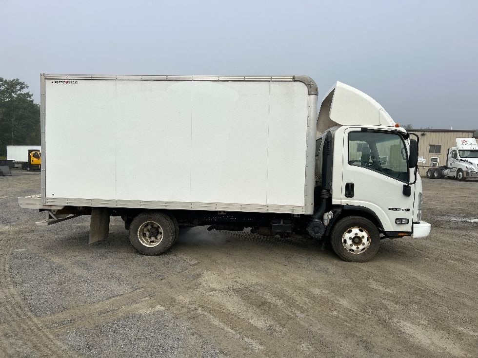 Light Duty Box Truck-Light and Medium Duty Trucks-Isuzu-2020-NPR-Londonderry-NH-175,291\n\t\tmiles-$ 23,750 - Image 15