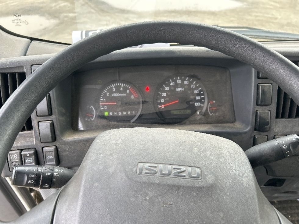 Light Duty Box Truck-Light and Medium Duty Trucks-Isuzu-2020-NPR-Londonderry-NH-175,291\n\t\tmiles-$ 23,750 - Image 18