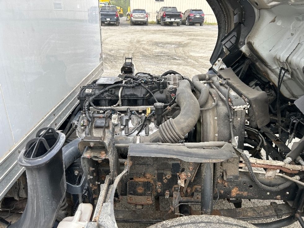 Light Duty Box Truck-Light and Medium Duty Trucks-Isuzu-2020-NPR-Londonderry-NH-175,291\n\t\tmiles-$ 23,750 - Image 23