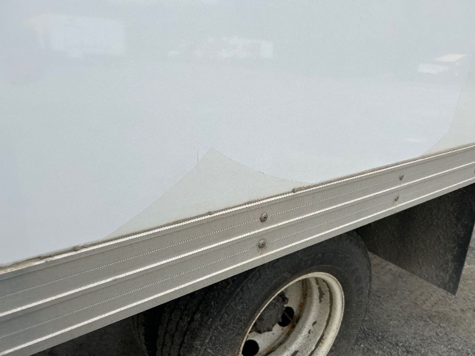 Light Duty Box Truck-Light and Medium Duty Trucks-Isuzu-2020-NPR-Londonderry-NH-175,291\n\t\tmiles-$ 23,750 - Image 27