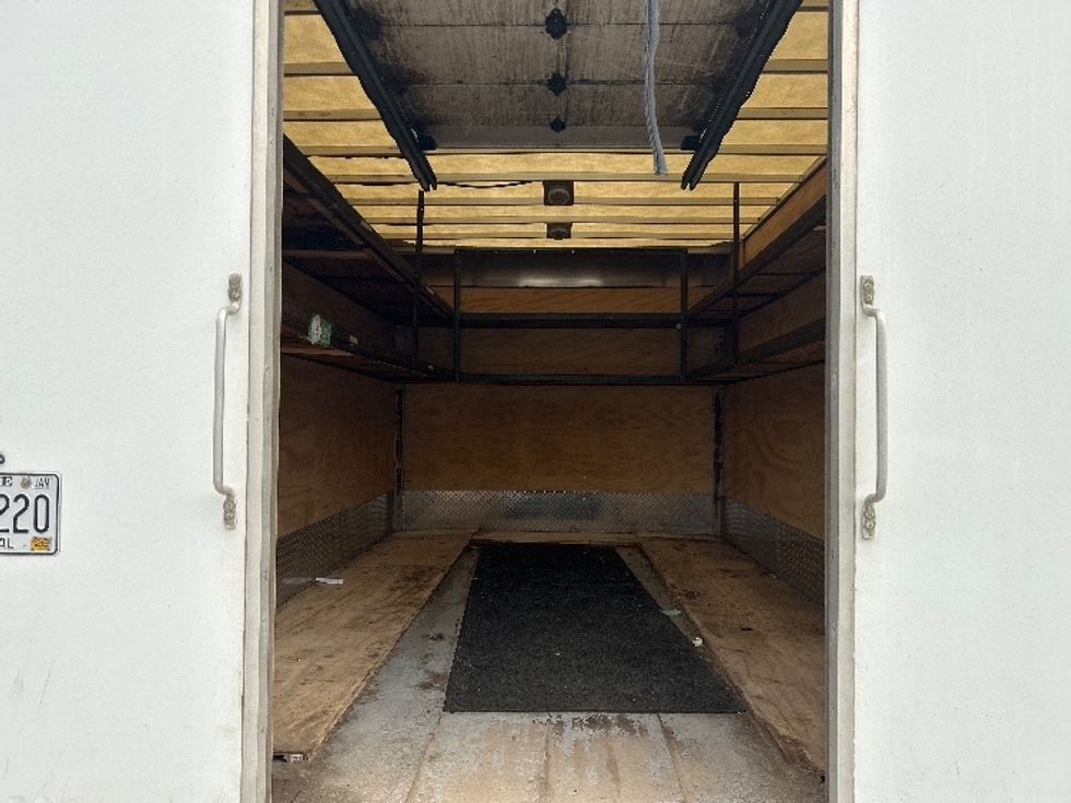 Light Duty Box Truck-Light and Medium Duty Trucks-Isuzu-2020-NPR-Londonderry-NH-175,291\n\t\tmiles-$ 23,750 - Image 9