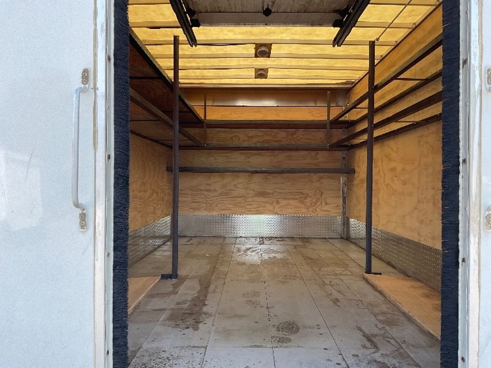 Light Duty Box Truck-Light and Medium Duty Trucks-Isuzu-2020-NPR-Londonderry-NH-192,853\n\t\tmiles-$ 21,750 - Image 8