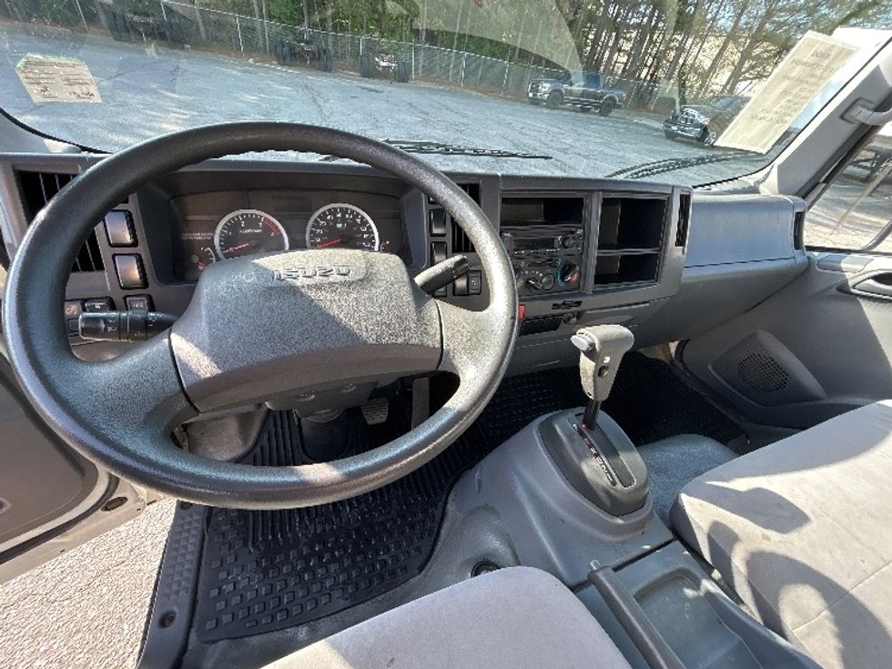 Light Duty Box Truck-Light and Medium Duty Trucks-Isuzu-2020-NPR-Prince George-VA-112,250\n\t\tmiles-$ 40,500 - Image 18