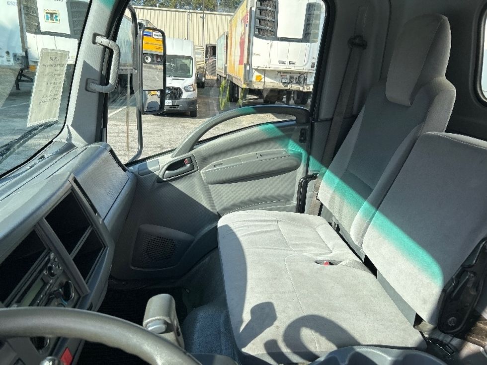 Light Duty Box Truck-Light and Medium Duty Trucks-Isuzu-2020-NPR-Prince George-VA-112,250\n\t\tmiles-$ 40,500 - Image 19