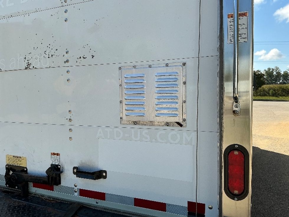 Light Duty Box Truck-Light and Medium Duty Trucks-Isuzu-2020-NPR-Prince George-VA-179,251\n\t\tmiles-$ 27,250 - Image 26