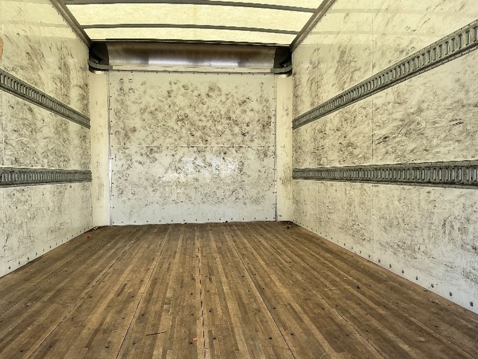 Light Duty Box Truck-Light and Medium Duty Trucks-Isuzu-2020-NPR-Prince George-VA-179,251\n\t\tmiles-$ 27,250 - Image 27