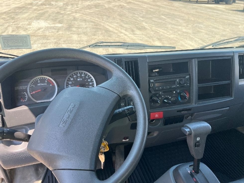 Light Duty Box Truck-Light and Medium Duty Trucks-Isuzu-2020-NPR-Rochester-NY-116,736\n\t\tmiles-$ 39,500 - Image 17