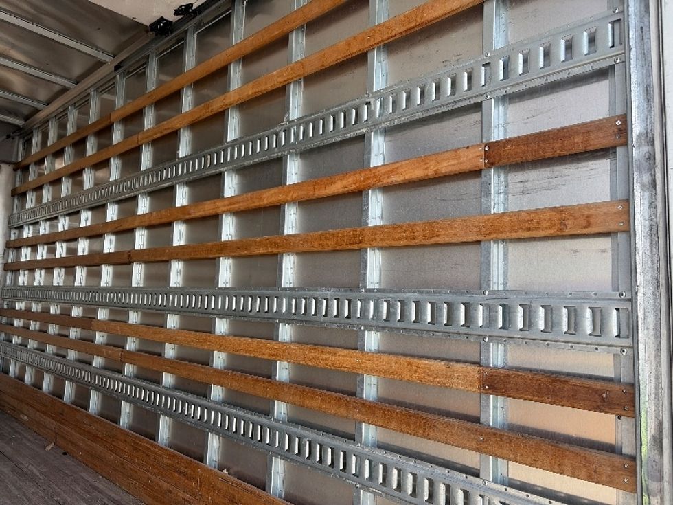 Light Duty Box Truck-Light and Medium Duty Trucks-Isuzu-2020-NPR-San Antonio-TX-75,572\n\t\tmiles-$ 44,500 - Image 12