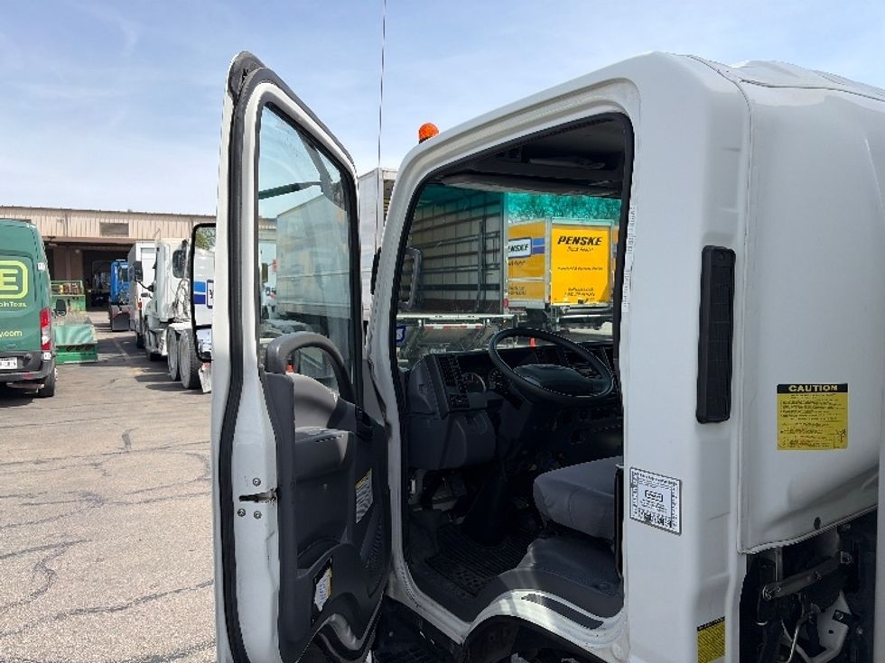 Light Duty Box Truck-Light and Medium Duty Trucks-Isuzu-2020-NPR-San Antonio-TX-75,572\n\t\tmiles-$ 44,500 - Image 16